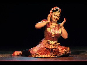 Bharatntnatyam performance by Krishnakshi in Rabindra Bhawan on the occassion of World Dance Day
