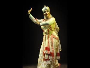 Krishnakshi kashyap as the Sutradhar or the narrator in Ankia Naat dance drama